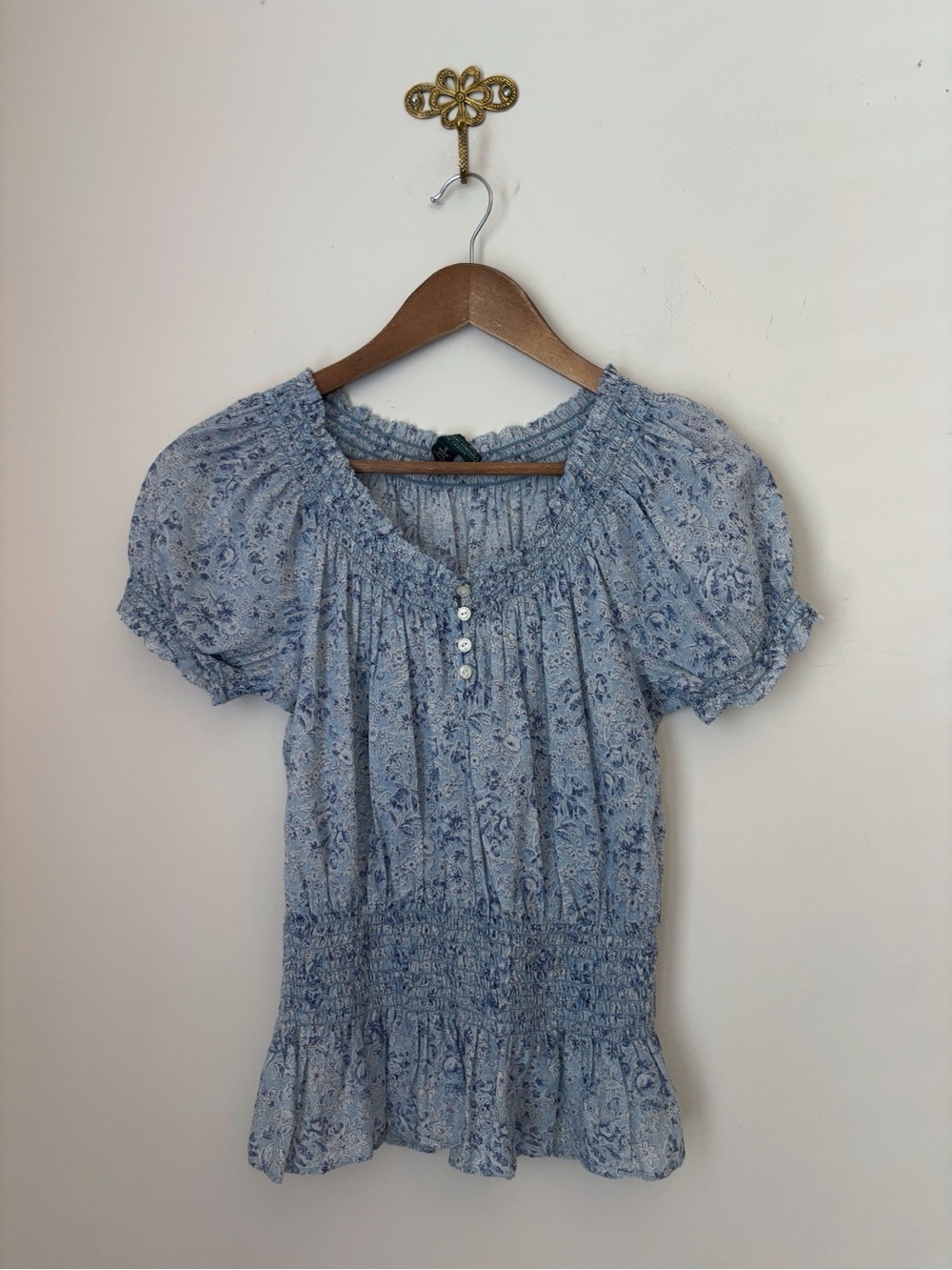 Lauren Jeans Co Blue Floral Smocked Blouse Small